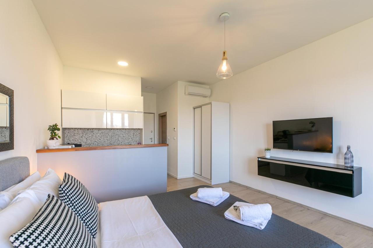 Polai Panorama Apartments With Free Parking Exterior foto