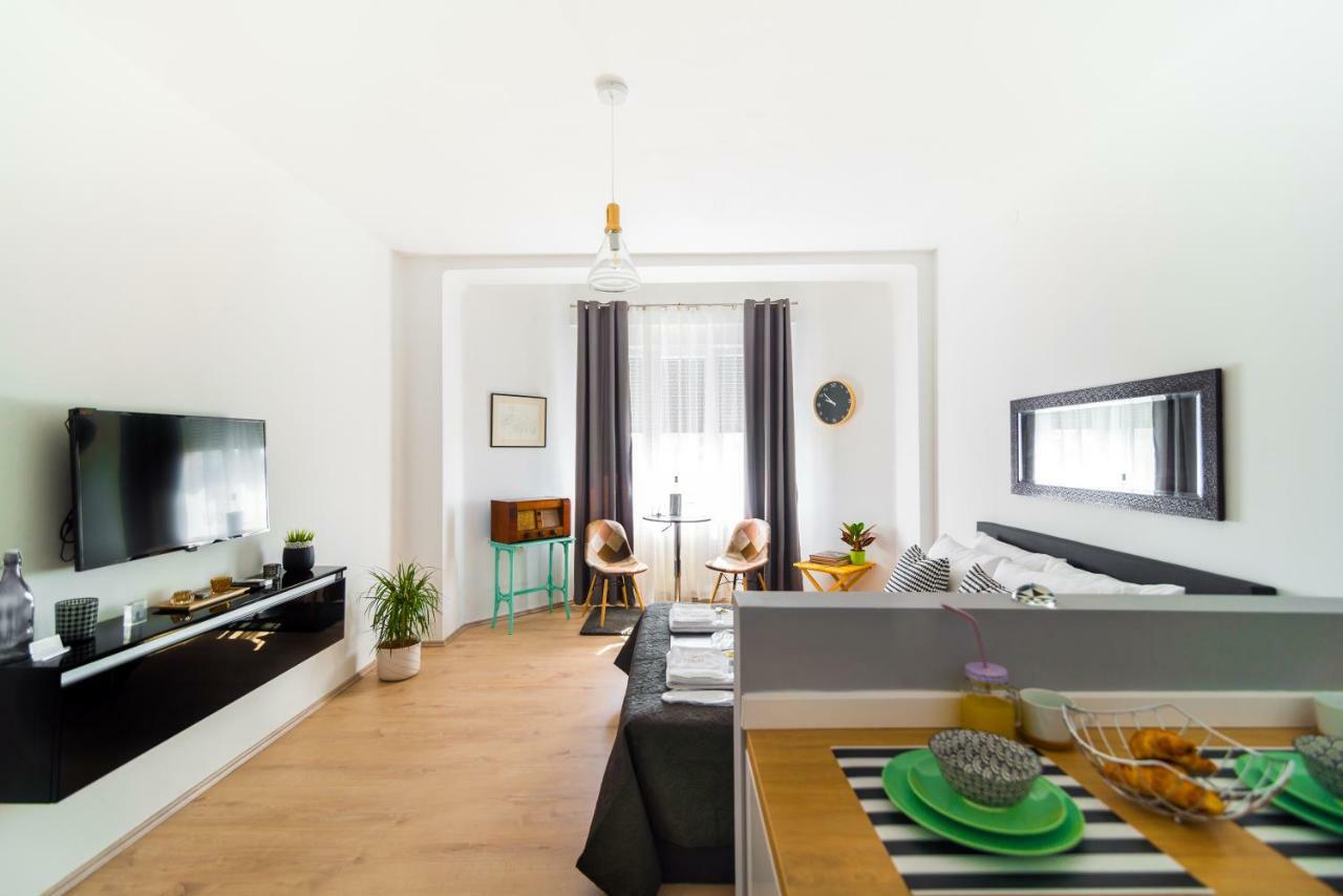 Polai Panorama Apartments With Free Parking Exterior foto